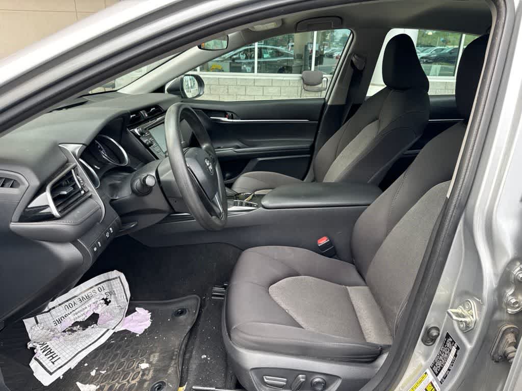 2020 Toyota Camry Hybrid LE