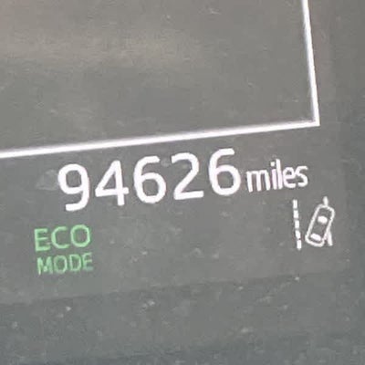 2022 Toyota Camry Hybrid SE