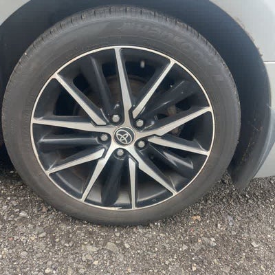 2022 Toyota Camry Hybrid SE