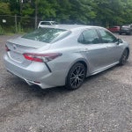2022 Toyota Camry Hybrid SE
