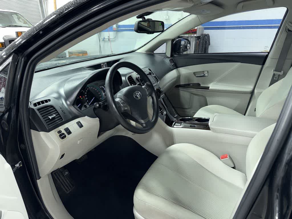 2012 Toyota Venza LE