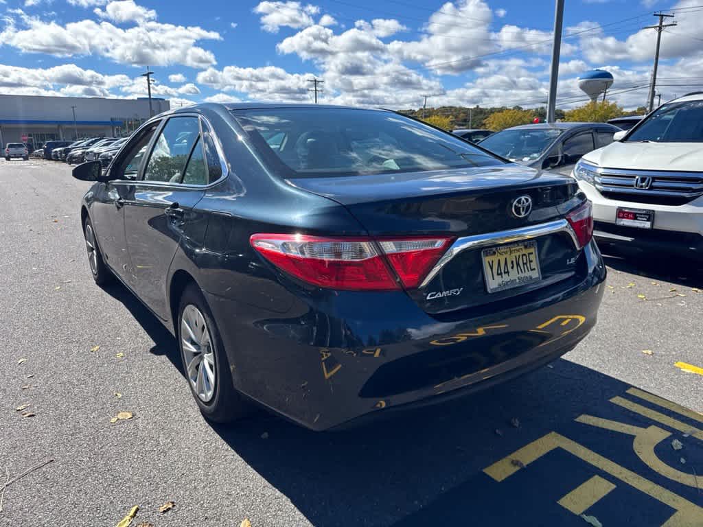 2016 Toyota Camry LE