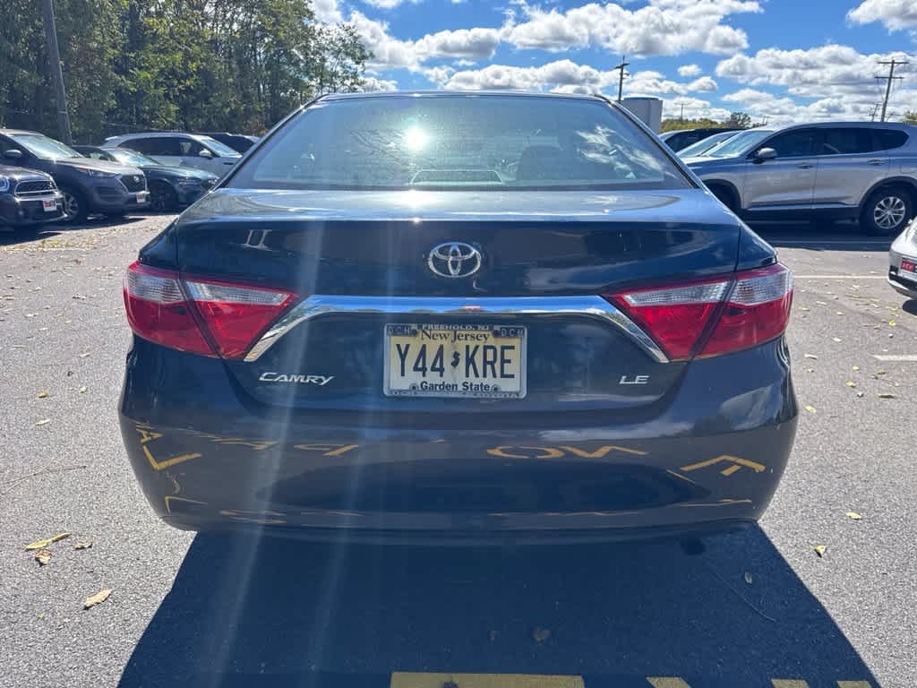 2016 Toyota Camry LE