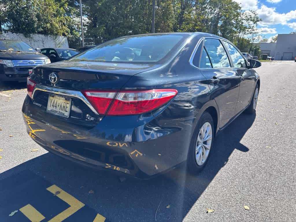2016 Toyota Camry LE