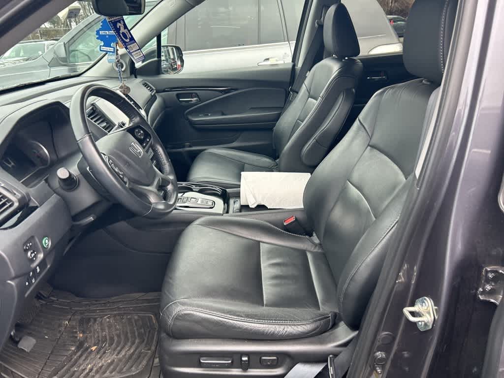 2020 Honda Pilot Touring 8-Passenger