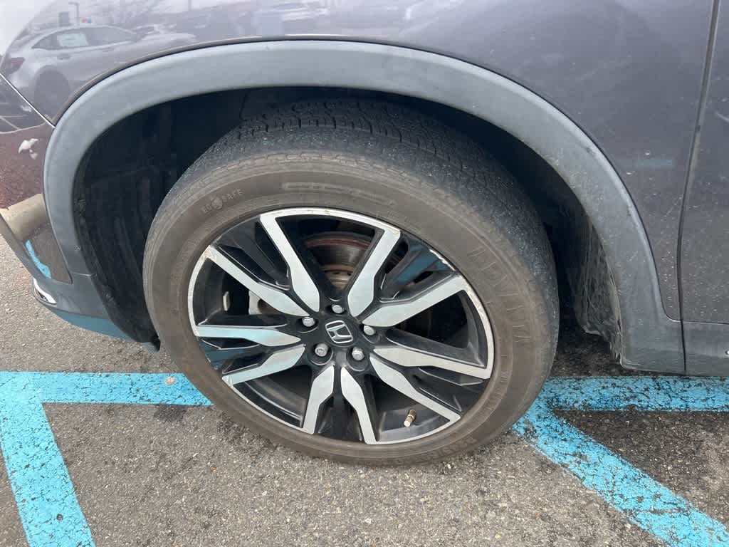 2020 Honda Pilot Touring 8-Passenger