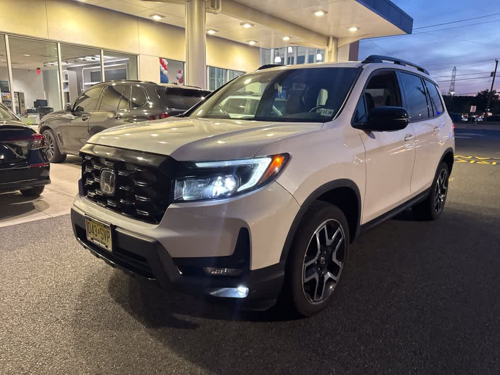 2023 Honda Passport Elite