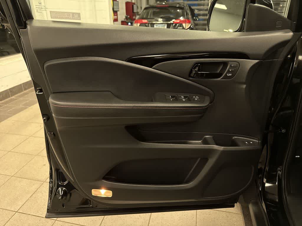 2024 Honda Passport Black Edition