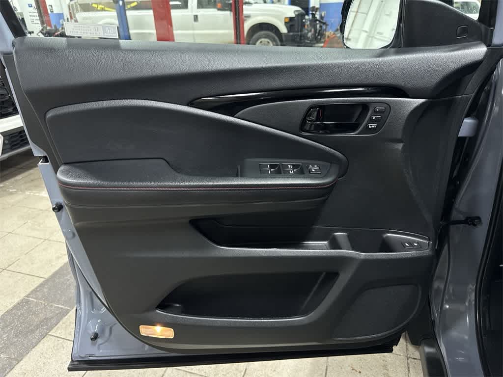 2024 Honda Passport Black Edition