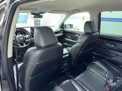 2023 Honda Pilot EX-L 8 Passenger