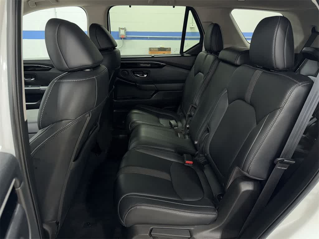 2023 Honda Pilot EX-L 8 Passenger