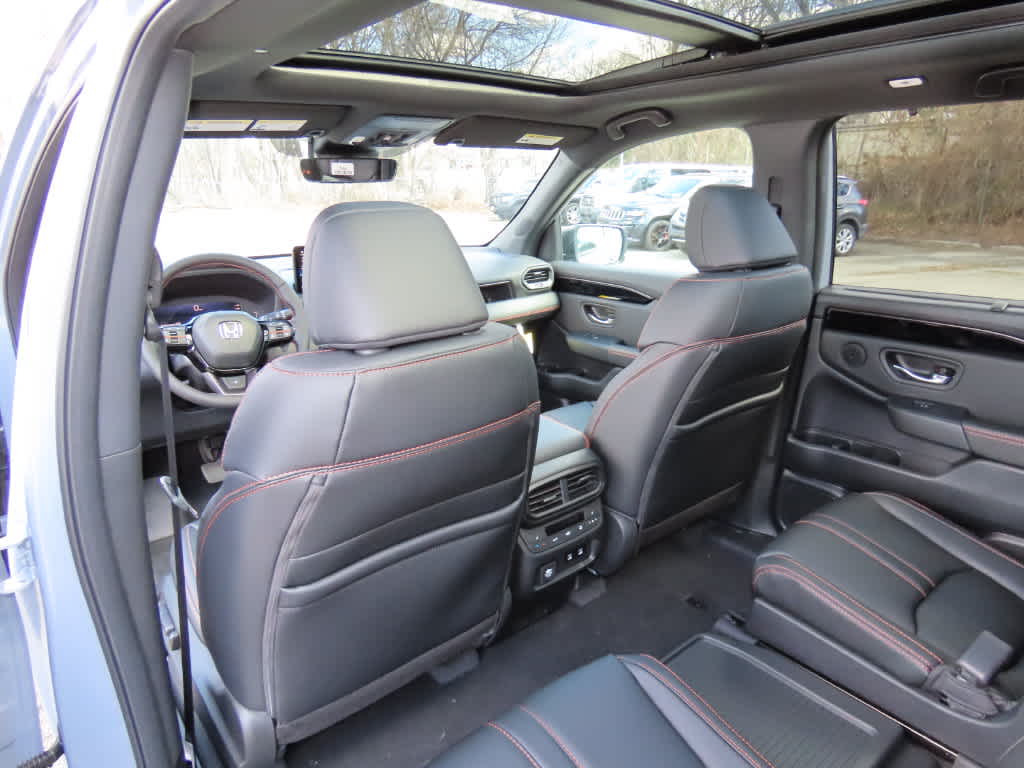 2026 Honda Pilot TrailSport