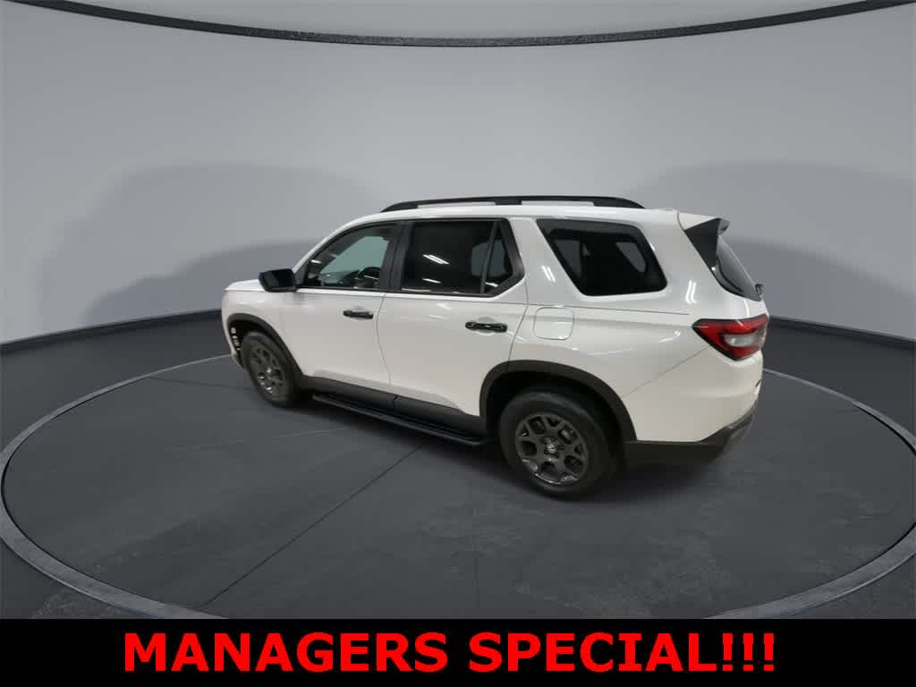 2023 Honda Pilot TrailSport