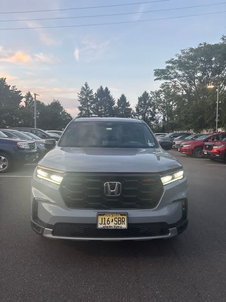 2023 Honda Pilot TrailSport