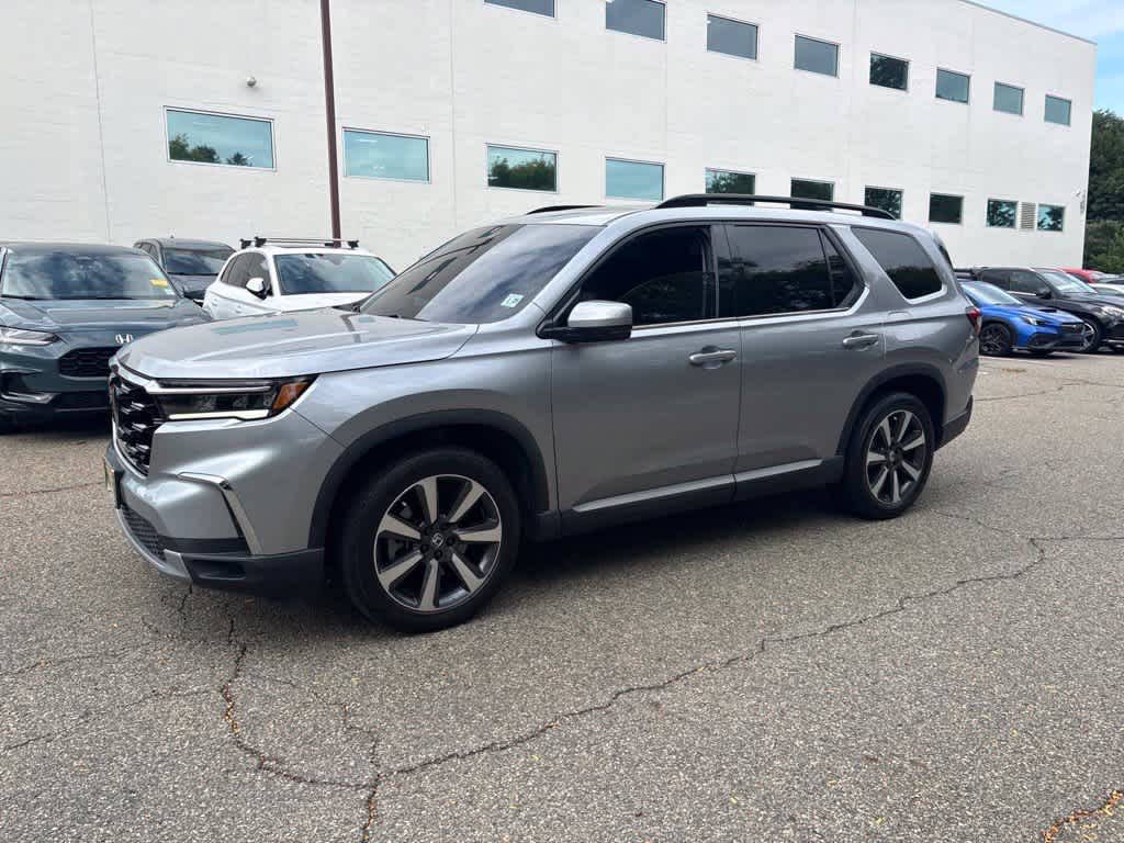 2024 Honda Pilot Touring