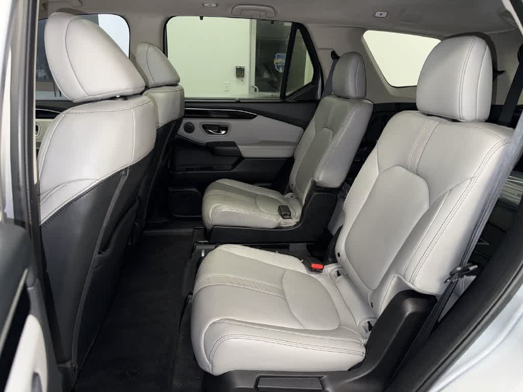 2023 Honda Pilot Touring