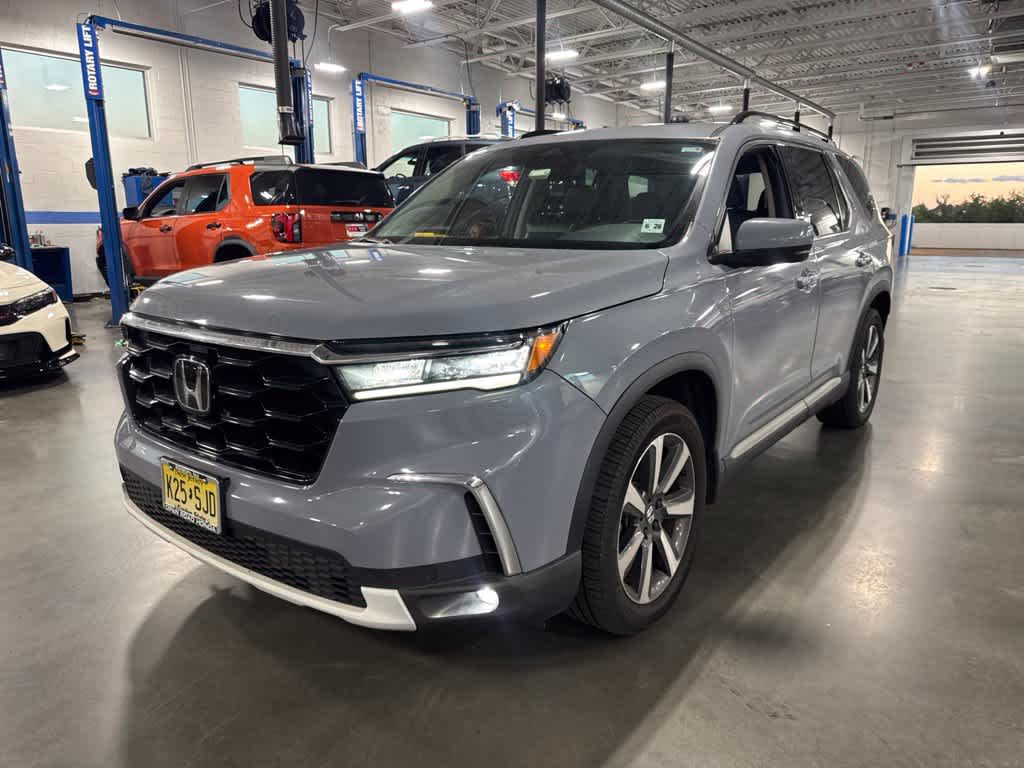 2023 Honda Pilot Touring