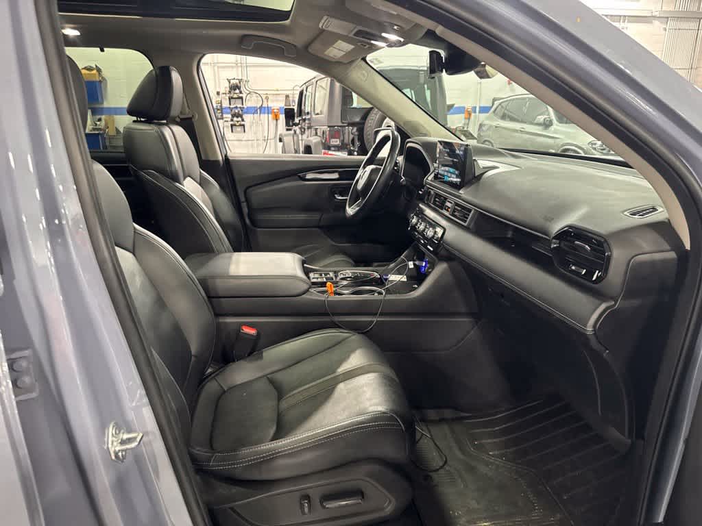 2023 Honda Pilot Touring