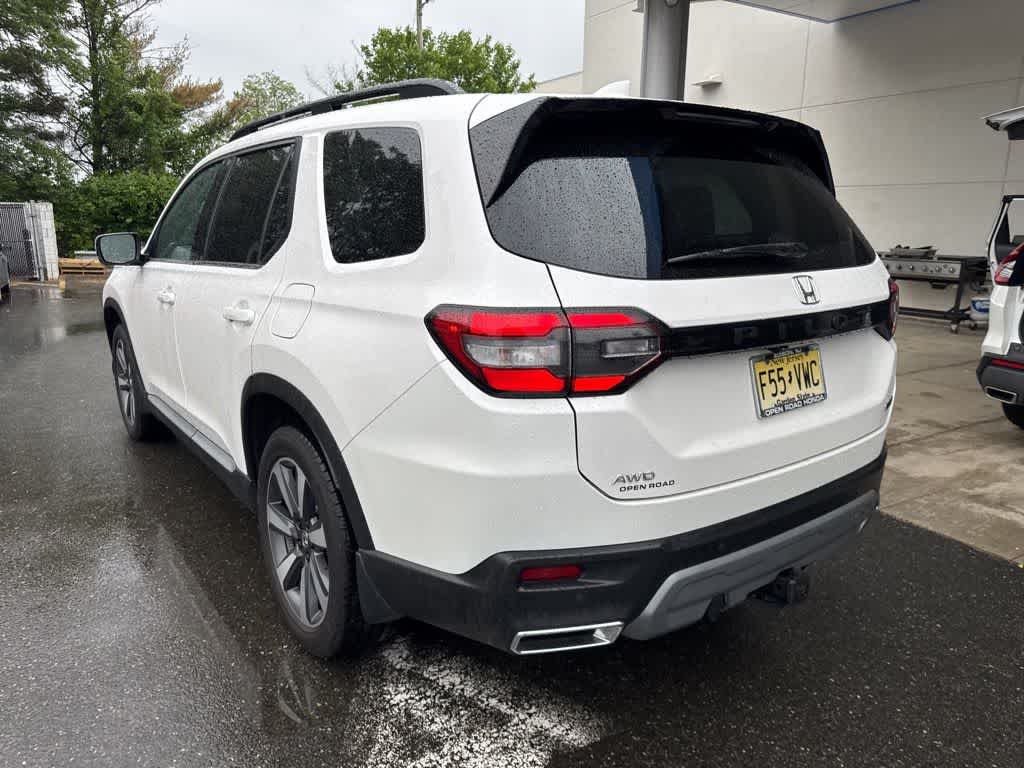2025 Honda Pilot Touring