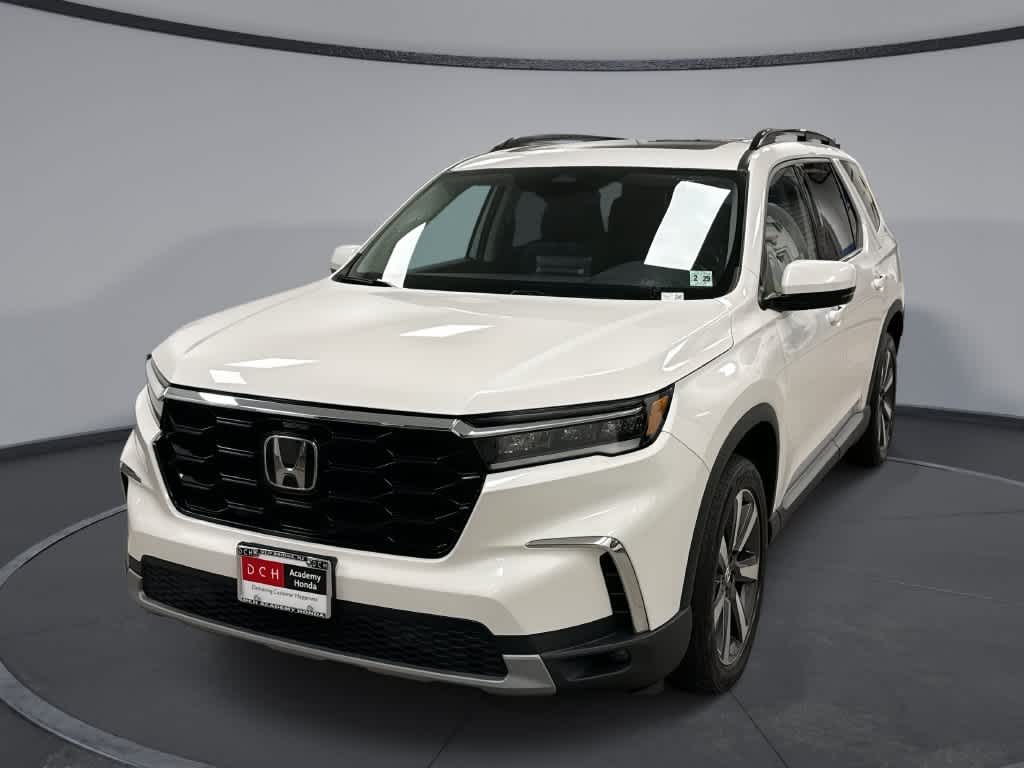 2024 Honda Pilot Touring