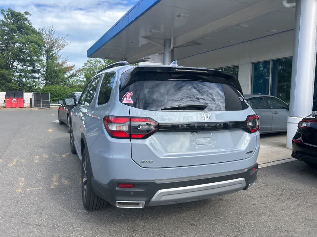 2025 Honda Pilot Touring