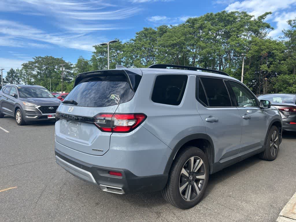 2025 Honda Pilot Touring