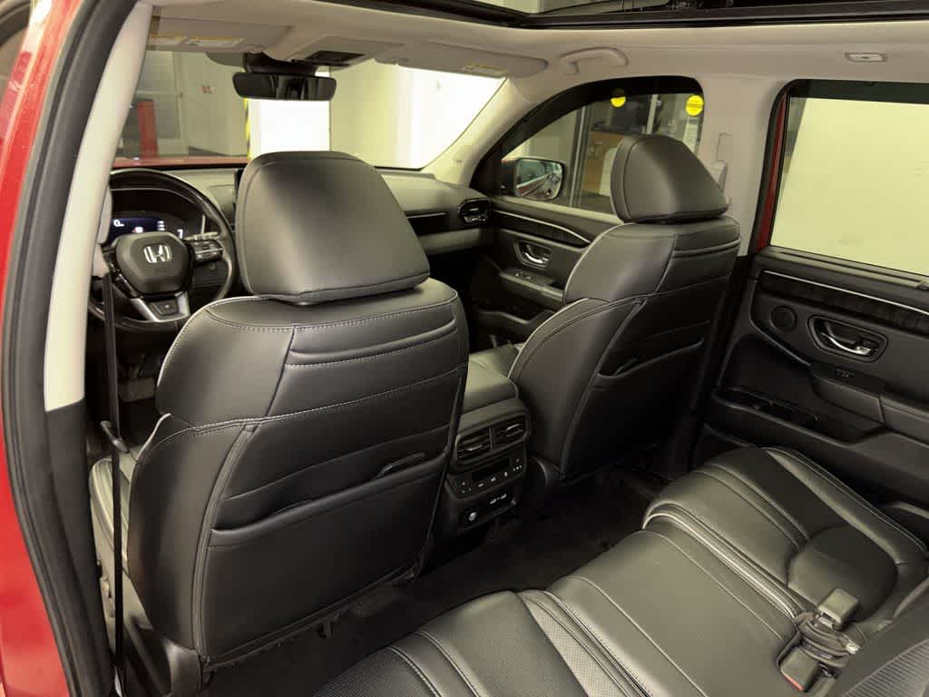 2023 Honda Pilot Elite