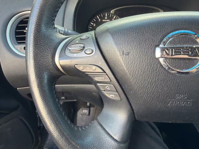 2015 Nissan Pathfinder SV