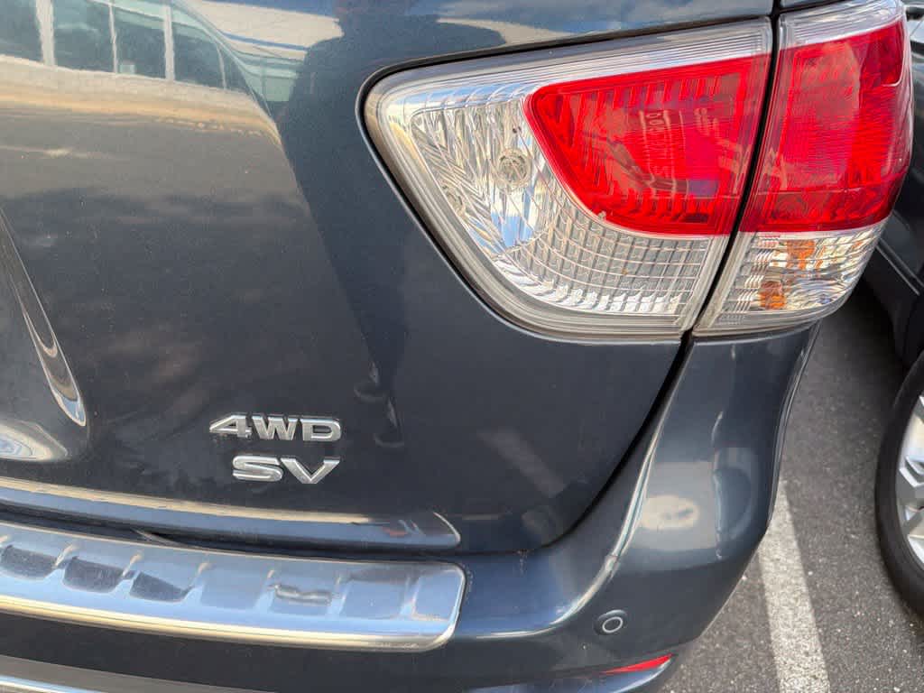 2015 Nissan Pathfinder SV