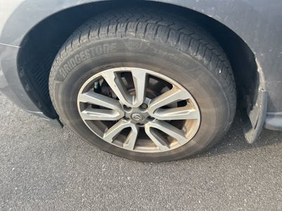 2016 Nissan Pathfinder SV