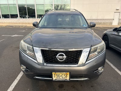 2016 Nissan Pathfinder SV
