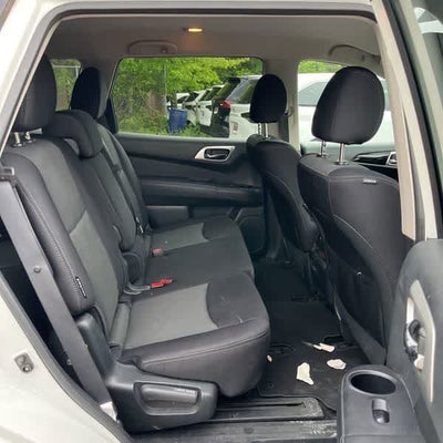 2019 Nissan Pathfinder S