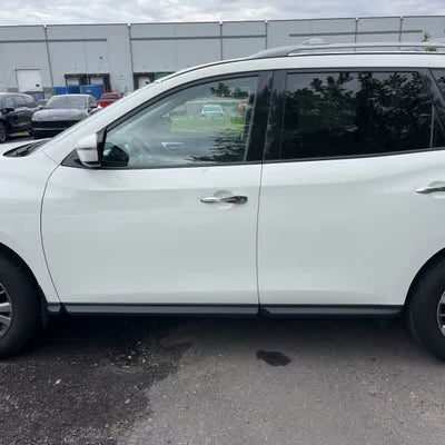 2019 Nissan Pathfinder S