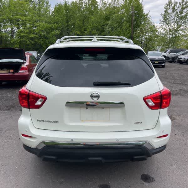2019 Nissan Pathfinder S