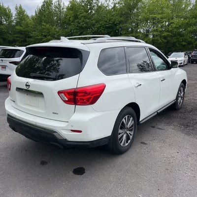 2019 Nissan Pathfinder S