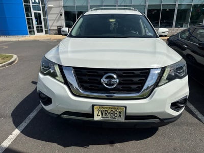 2017 Nissan Pathfinder SL