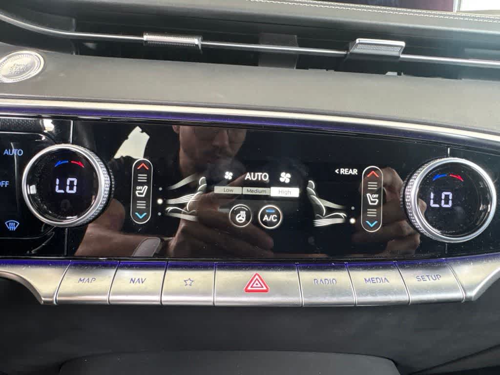 2024 Genesis GV70 2.5T