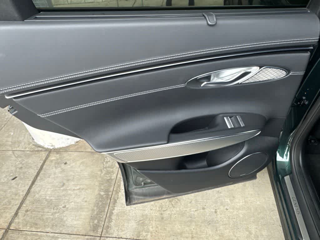 2024 Genesis GV70 2.5T