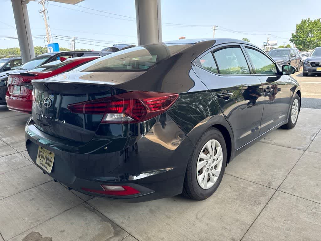 2020 Hyundai Elantra SE