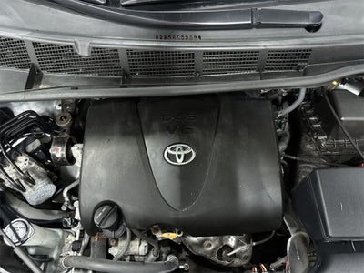 2017 Toyota Sienna Limited Premium