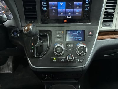 2017 Toyota Sienna Limited Premium
