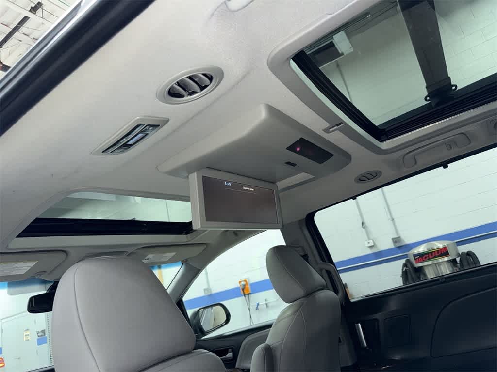 2017 Toyota Sienna Limited Premium