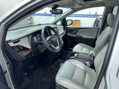 2017 Toyota Sienna Limited Premium