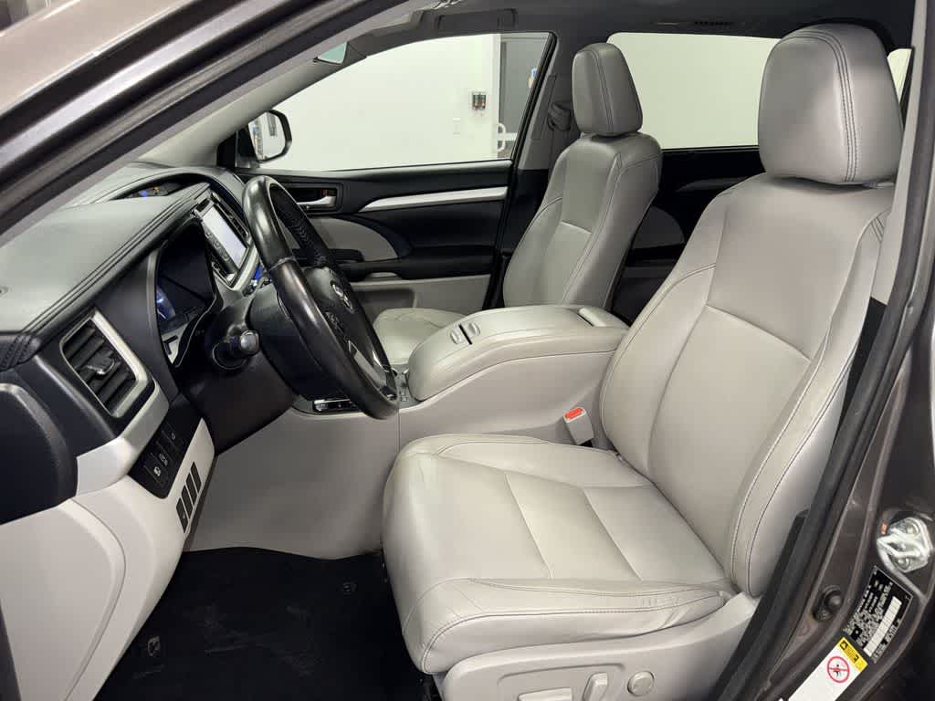 2017 Toyota Highlander XLE