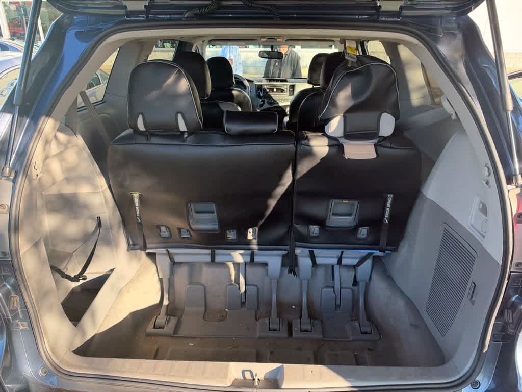 2014 Toyota Sienna LE