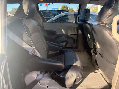 2014 Toyota Sienna LE