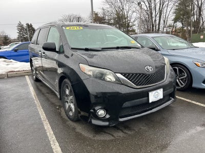 2014 Toyota Sienna SE