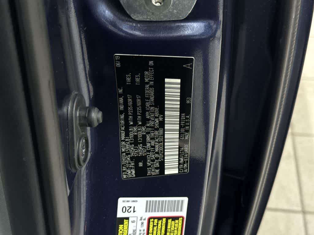 2020 Toyota Sienna XLE