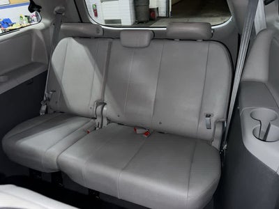 2020 Toyota Sienna XLE