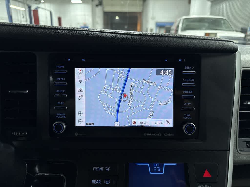 2020 Toyota Sienna XLE